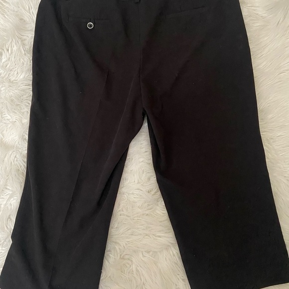 Larry Levine Black Capri Pants Size 16 - Picture 2 of 6